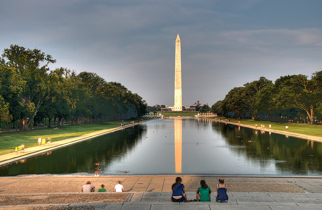 Washington-Monument-w-Pool
