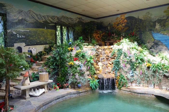 Pool_-_Bayernhof_Museum_-_DSC06398